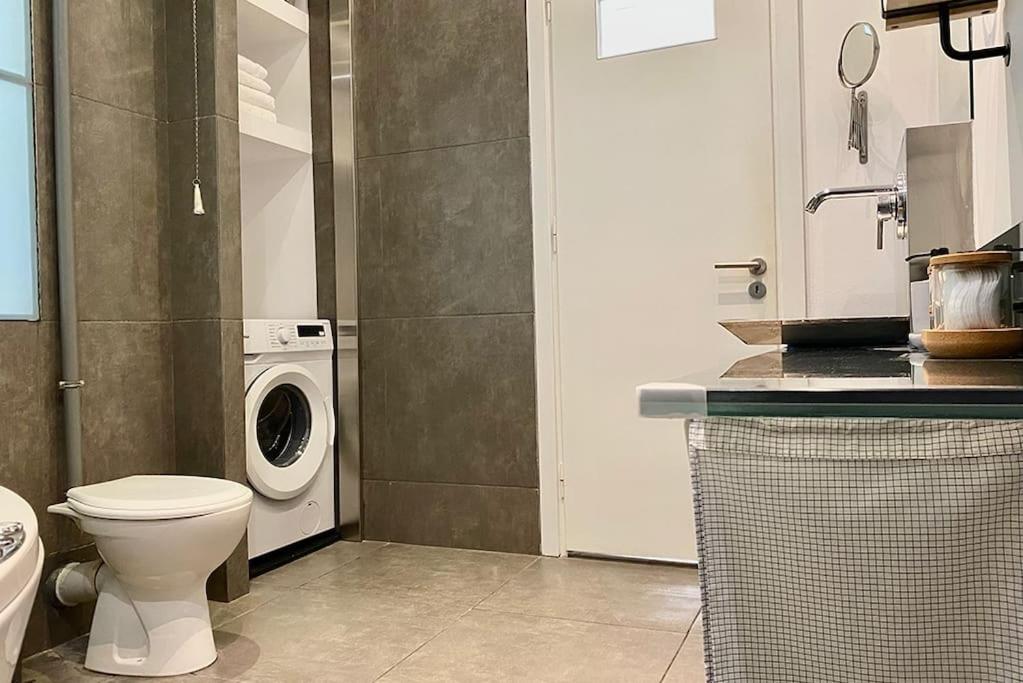 3-Bedroom Central, Spacious And Bright Apartment. Heraklion  Екстер'єр фото